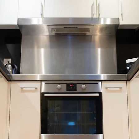 London Luxury 1 Bedroom Apartment Minutes Walk From Canary Wharf Exteriér fotografie